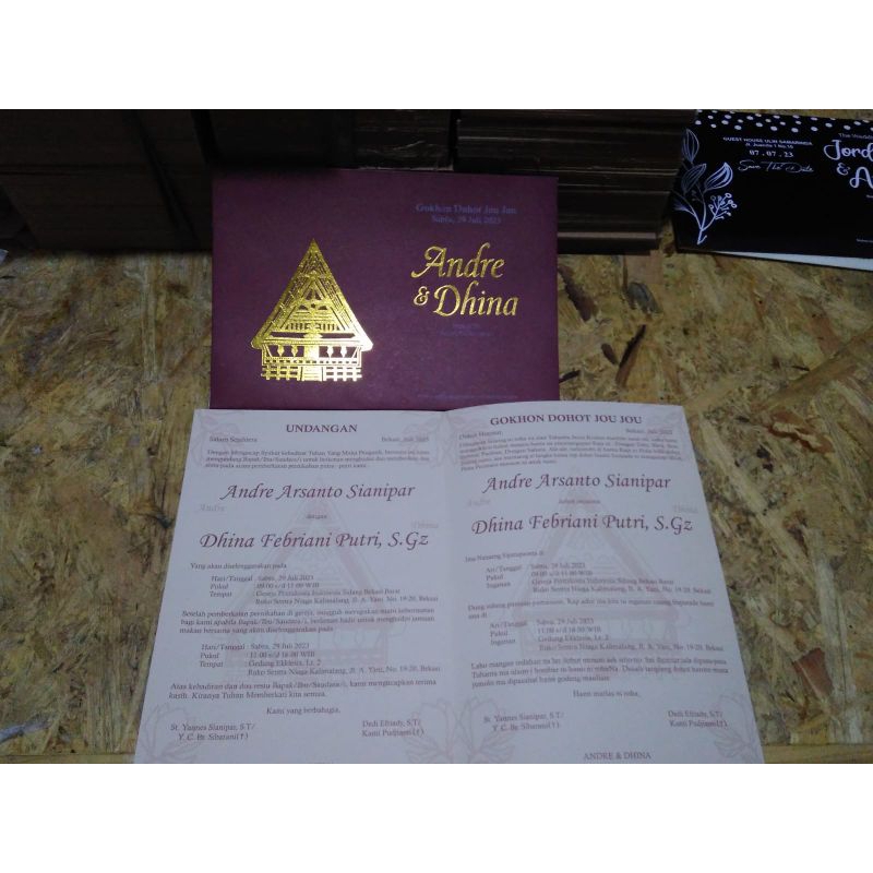 Undangan Hard Cover Adat Batak