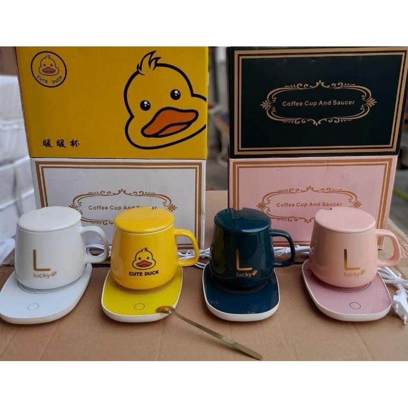 Set gelas elektrik dengan pemanas air minuman