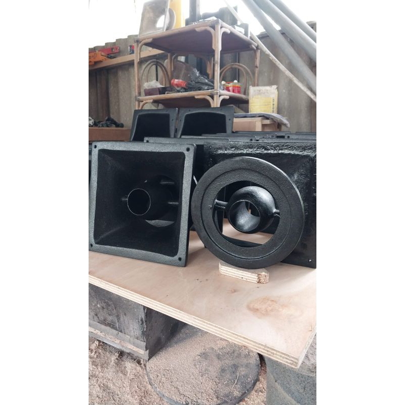 horn rudal bolong 8"