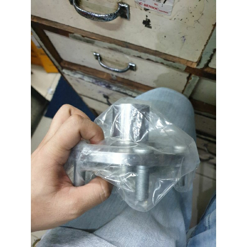 Oem nap roda depan nissan xtrail t30