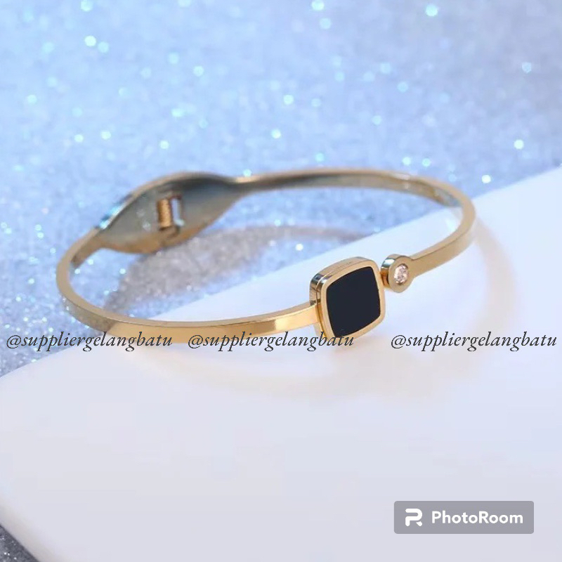 Gelang Titanium wanita black stone square Silver/Gold/Rosegold Diamond