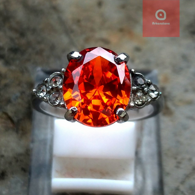 Cincin Cewek Wanita Batu Permata Paparaca Oval Cutting