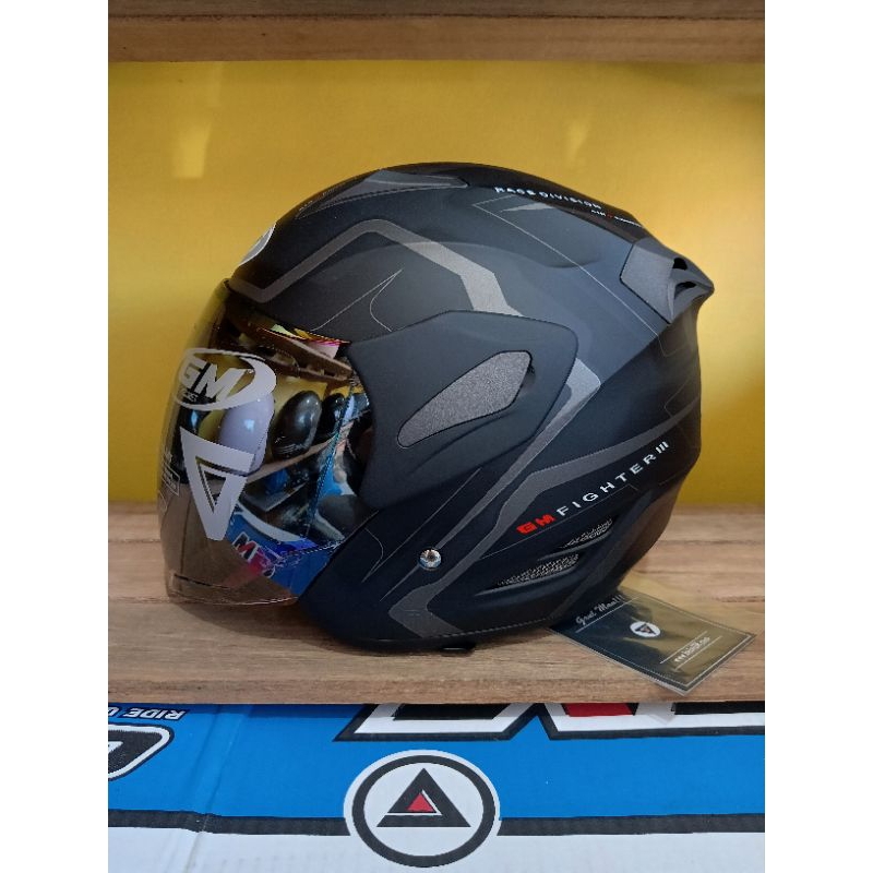 Helm gm fighter motif