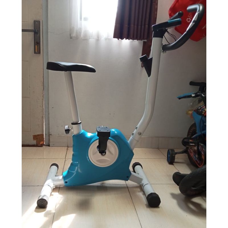 Sepeda statis second