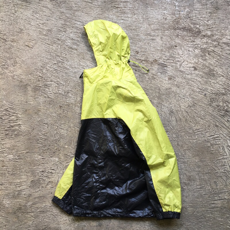 Uniqlo Windbreaker Jacket Gorpcore