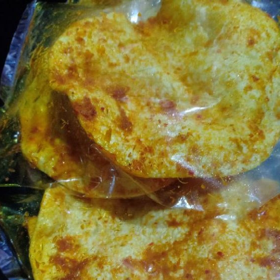 

kerupuk||opak keladi(khas selat panjang)