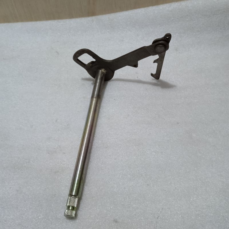 As proneleng operan gigi Yamaha V75 V 75