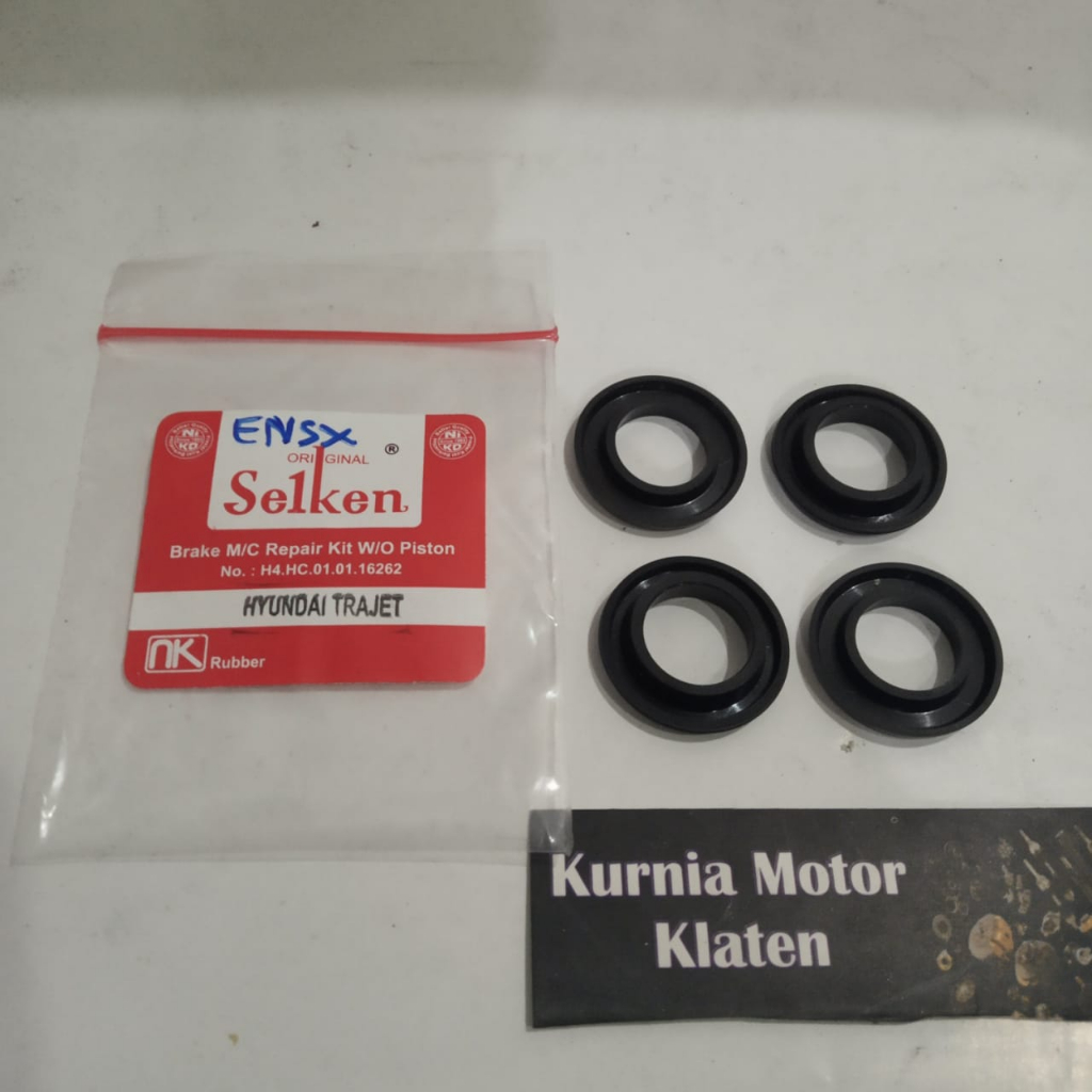 Karet Seal Sentral Master Rem Atas Hyundai Trajet