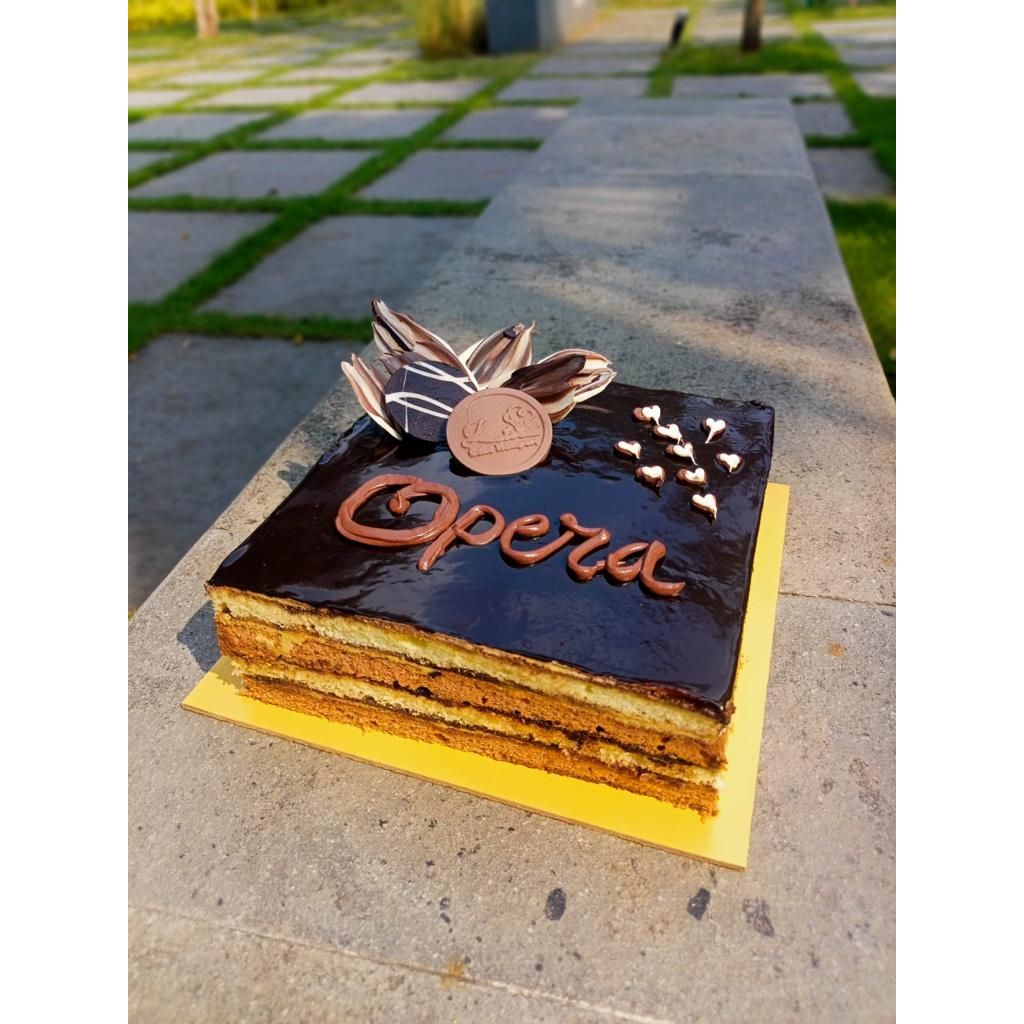 

Opera Cake kue coklat cake choclate cake birthday kue ulangtahun