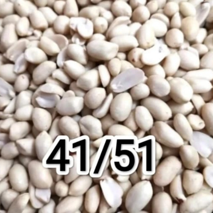 

kacang tanah kupas 41/51 1kg