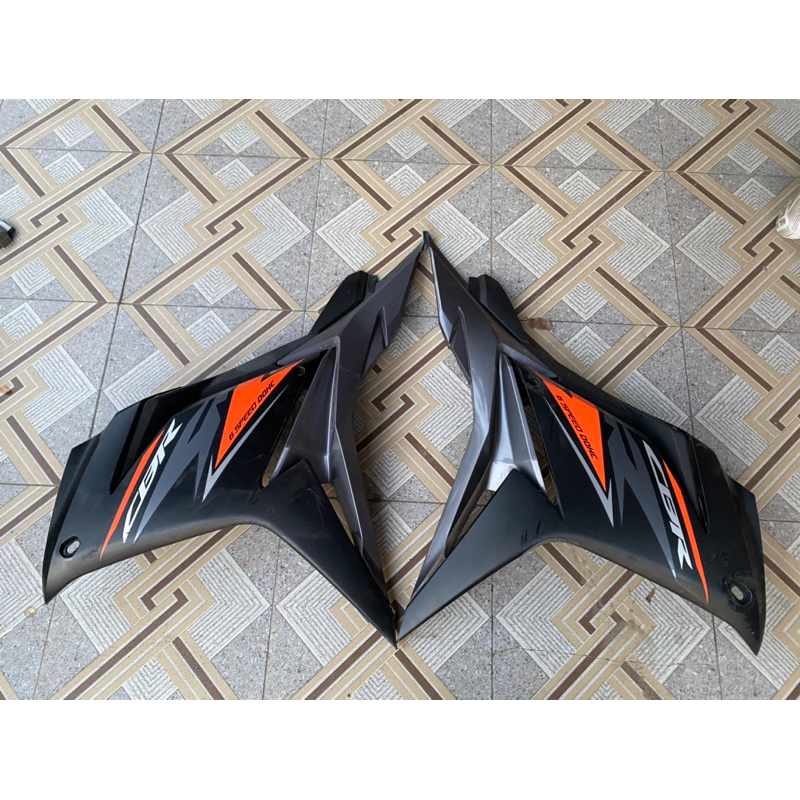 bodi samping cbr facelif.