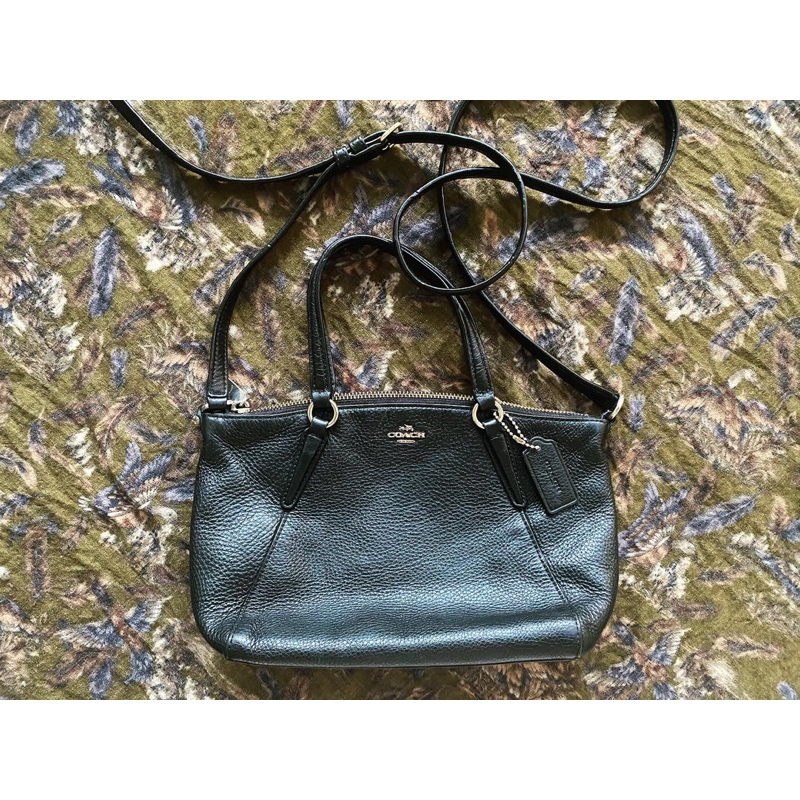 tas selempang coach mini hitam pekat preloved second kelsey