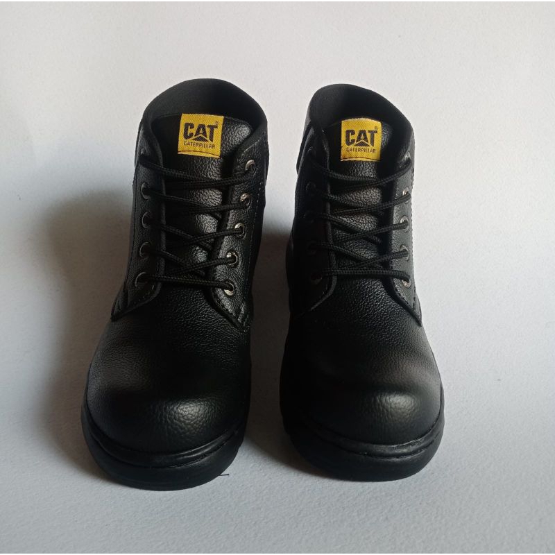 Sepatu safety boots, safety kerja proyeksafety anti slip seaptu ujung besi