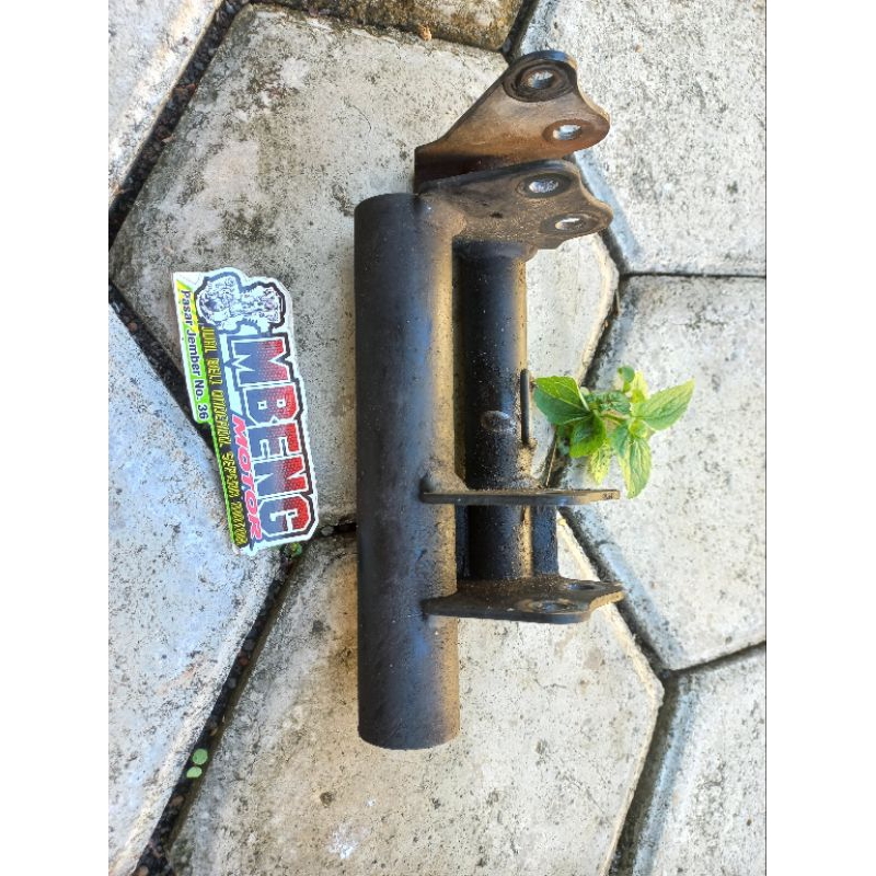 MOUNTING PANGKON MESIN AYUNAN MIO J SOUL GT 115 MIO GT