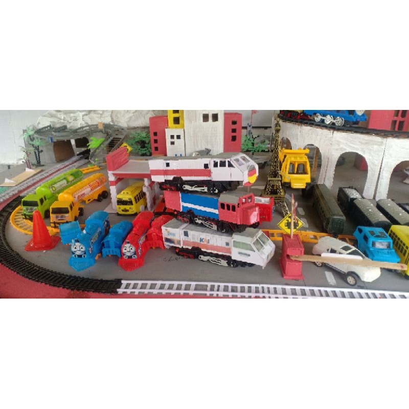 jual 50 konten anak shorts  kereta api, hunting mainan, revie mainan