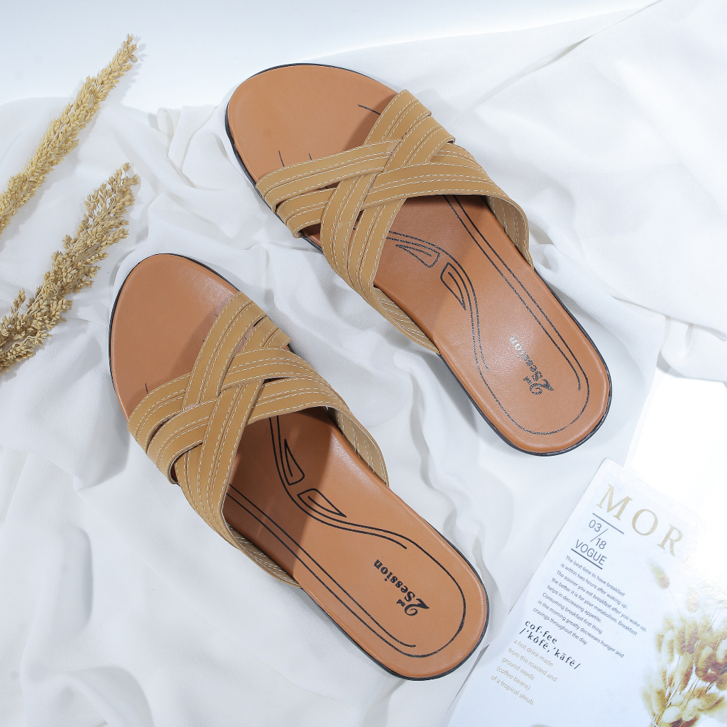 Sandal Wanita Slop Kokop Slide Sandal Flat Teplek model silang