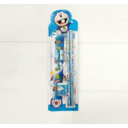 

SET ALAT TULIS DORAEMON