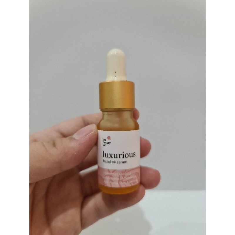 luxurious facial oil serum preloved
