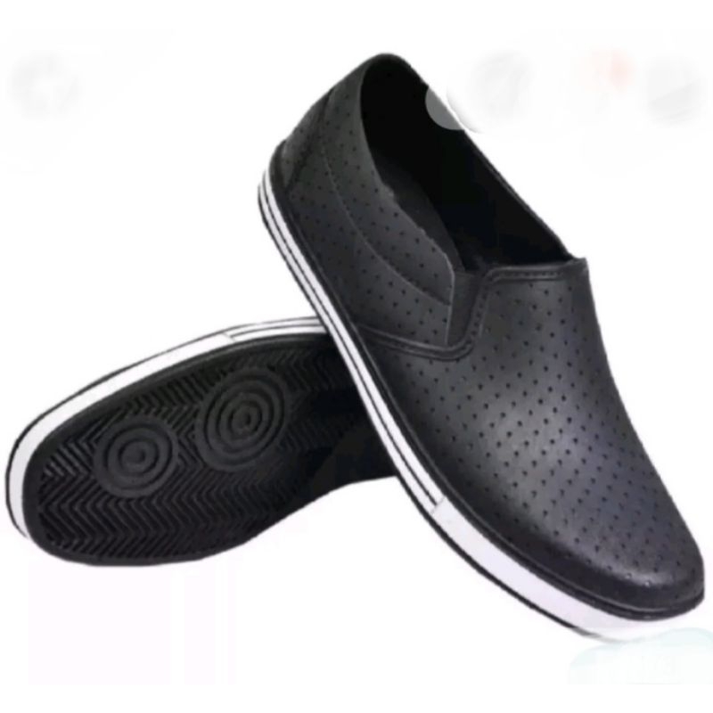SEPATU KARET PRIA SANKYO