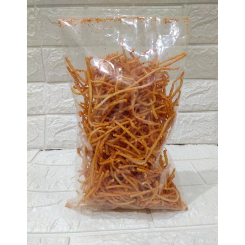 

SNACK CEMILAN MIE STICK PEDASNYA MAKNYUSSS MURAH