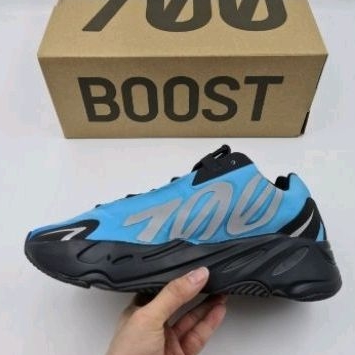 YEEZY 700 MNVN BRIGHT CYAN