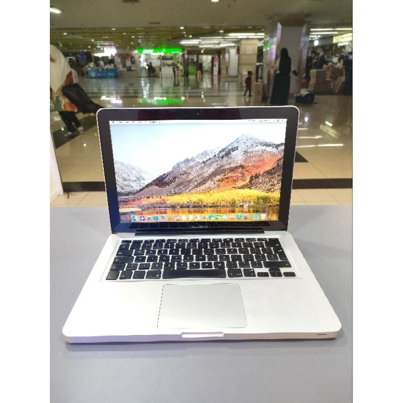 MacBook pro 13inch 2011 core i7