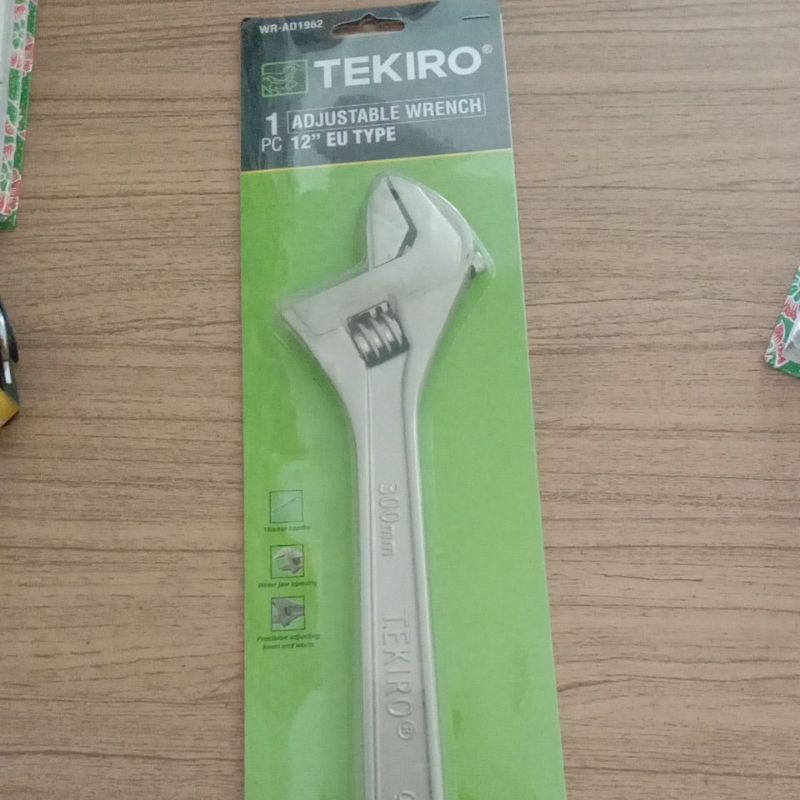 kunci inggris tekiro 12"