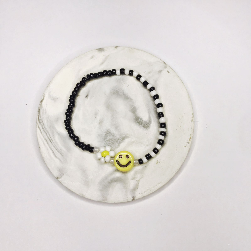 Gelang manik smile / gelang manik korea / gelang manik bunga