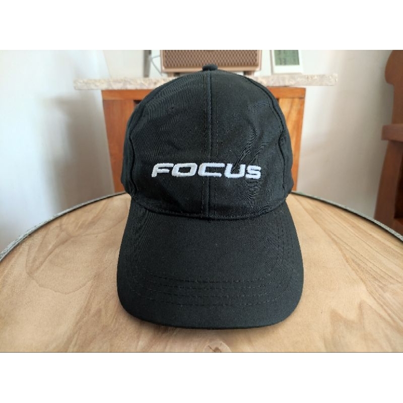 topi built up focus