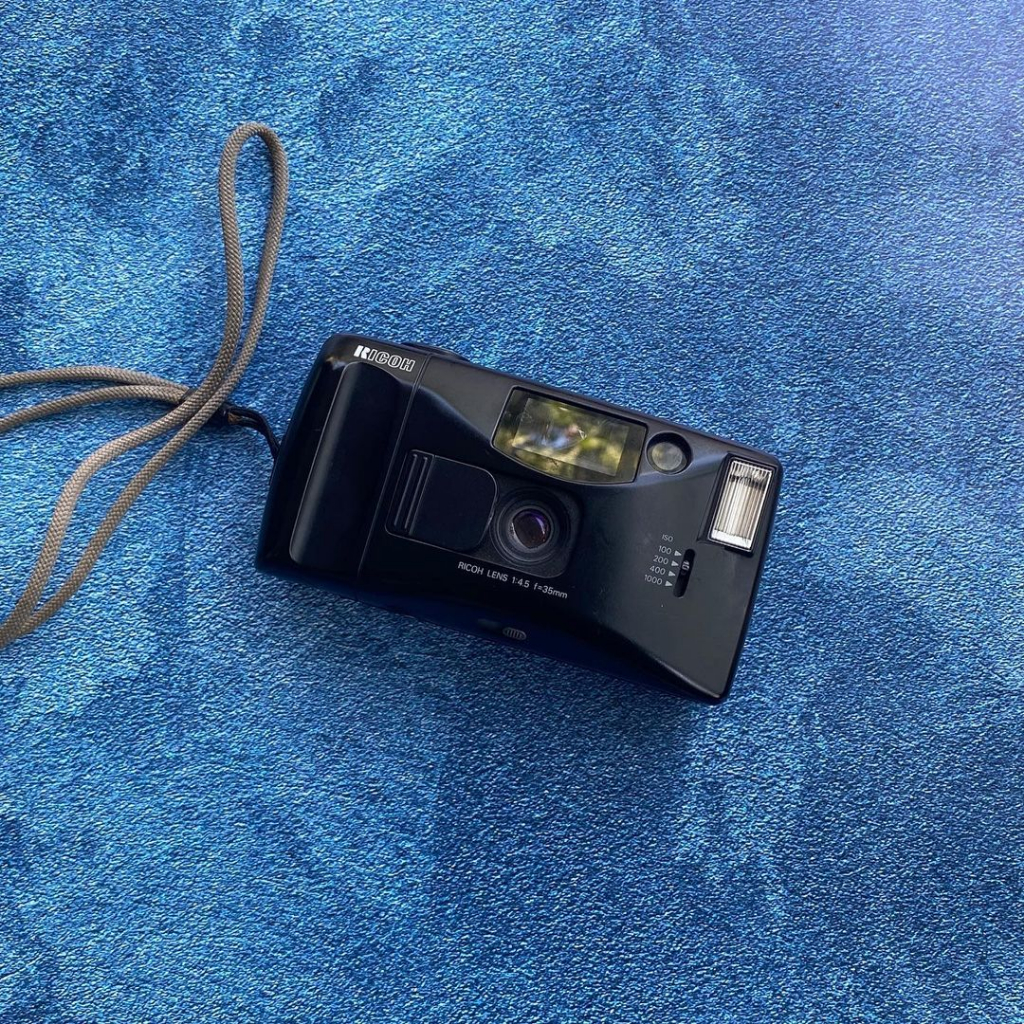 Kamera Analog Ricoh YF 20 Super