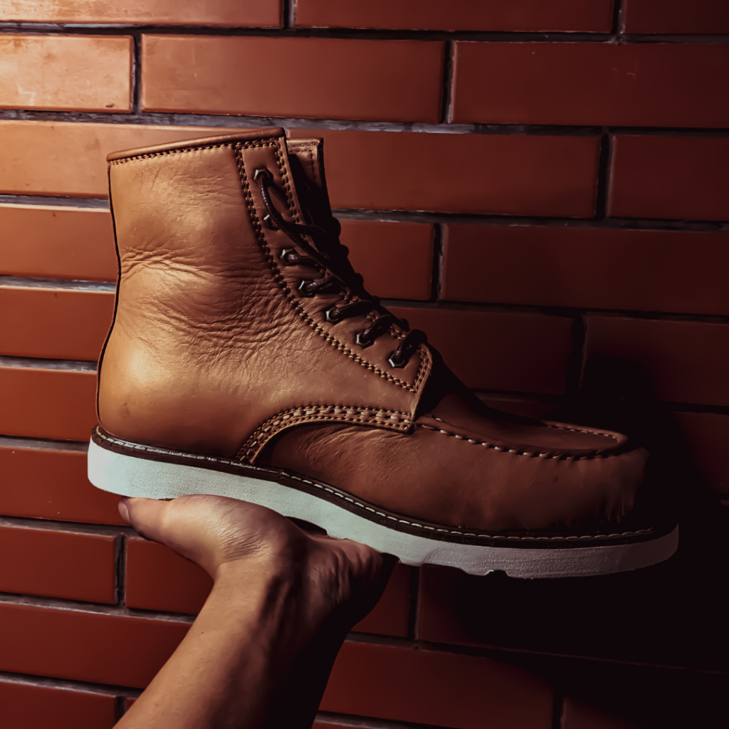 Custom Boots Pria Ragnala Seri Gardaya Brown Moc Toe Boots