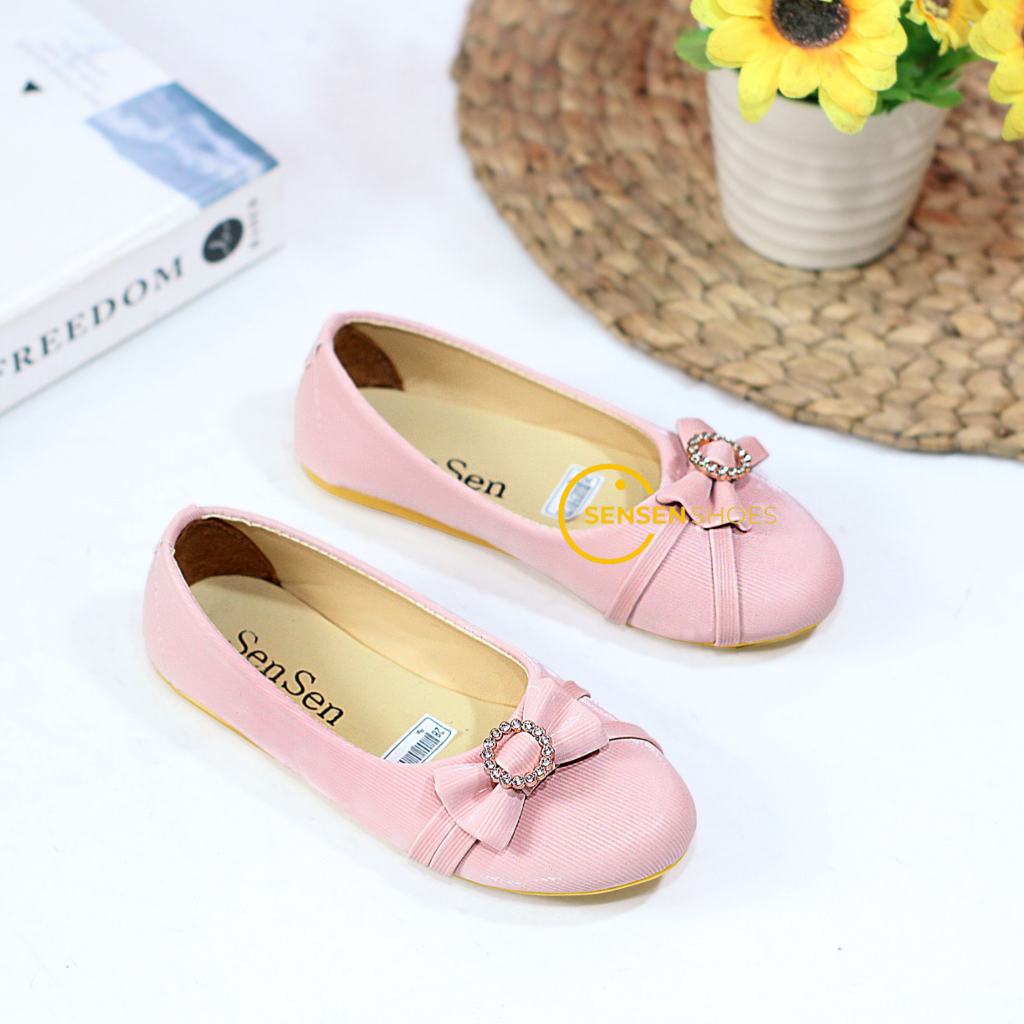 Sepatu Balet Anak Perempuan Flatshoes Empuk Sol Karet Slip On Anti Licin