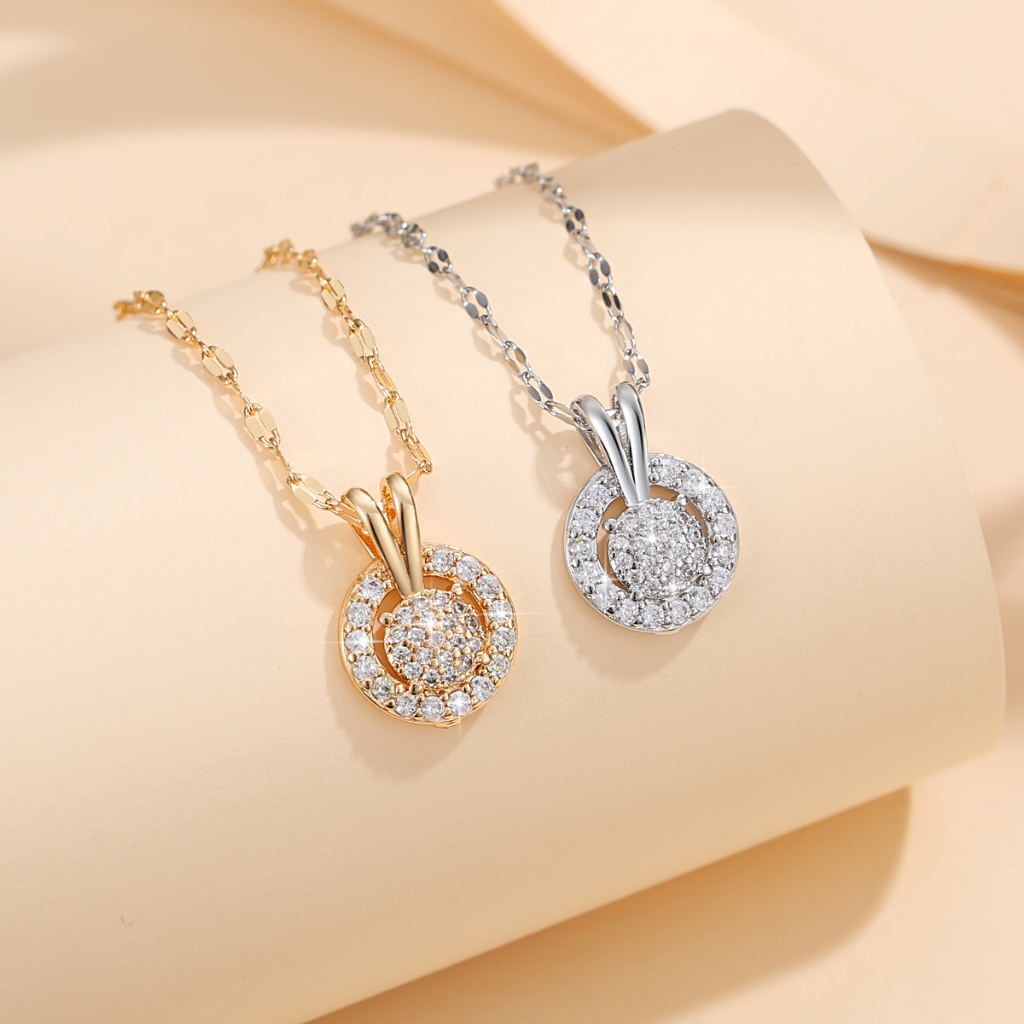 Y112 【Barang spot】Kalung Titanium Wanita Anti Karat Kristal Zirkon Liontin Mewah Lapis Emas 18k Perhiasan Korea