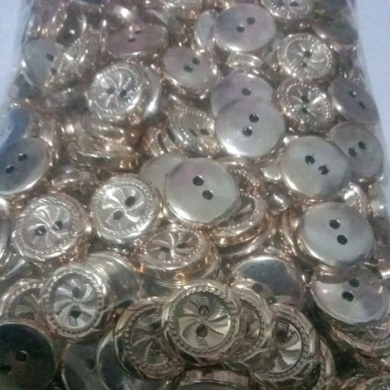 400 pcs Kancing kemeja gepeng UV GOLD 15mm SED-10 motif KIPAS lubang 2