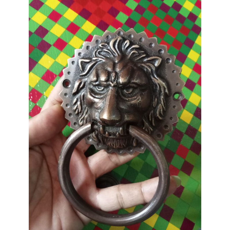 ketukan pintu rumah handle pintu rumah motif singa