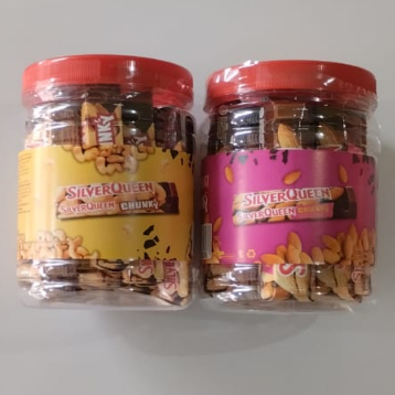 

Silver Queen CHUNKY BAR TOPLES Isi 12pcs x 30gram Cokelat Susu Mede