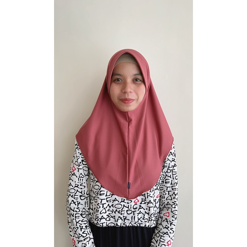 BERGO HAMIDAH PINGUIN SIZE M JILBAB PINGUIN SIZE M