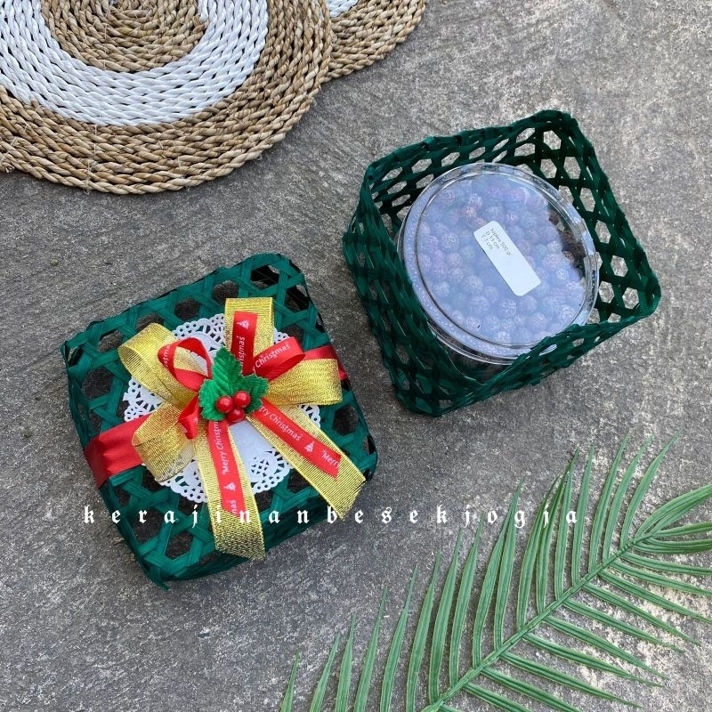 

NATAL SERIES | KLONGSONG PINTEREST 15X15 T 10 CM WARNA PITA | keranjang kue besek kue keranjang hampers besek jogja besek murah