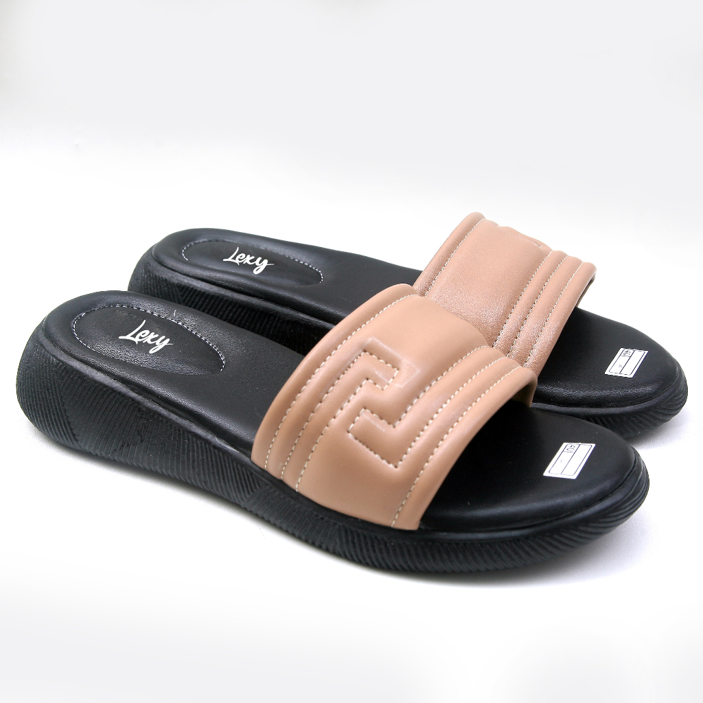 Lexy FENDI Sandal Wanita Flat Kokop Slop