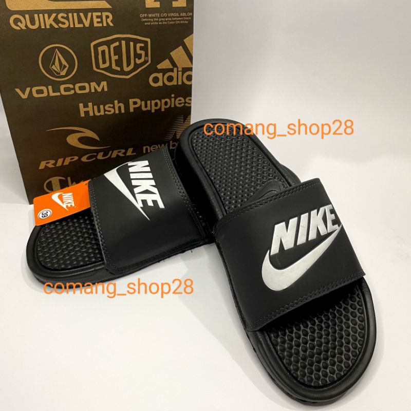 Sandal Sendal Slop Selop Slip On Slide Pria Wanita Cowok Cewek Laki Laki Casual Kekinian NK Hitam Lis Putih