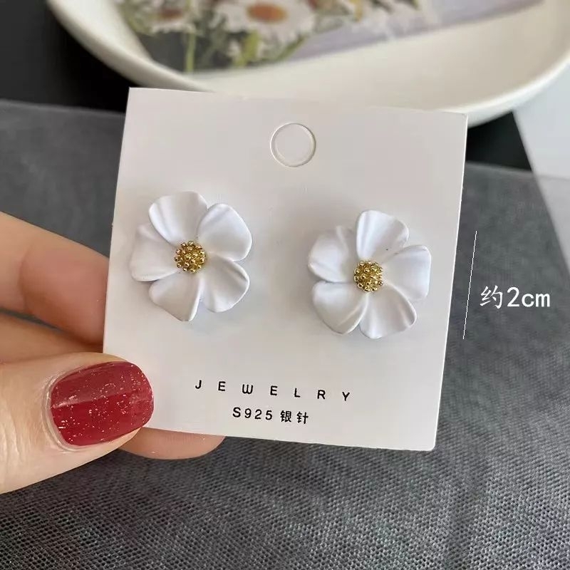 ANTING / ANTING TUSUK BENTUK BUNGA MAWAR KECIL SIMPLE