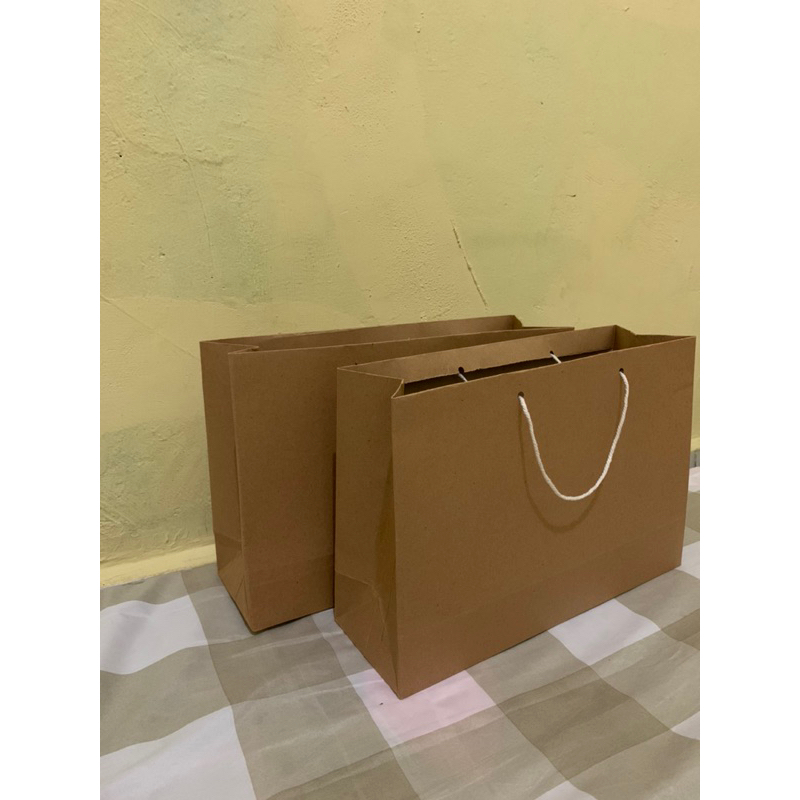 

PAPERBAG/Goodiebag Besar