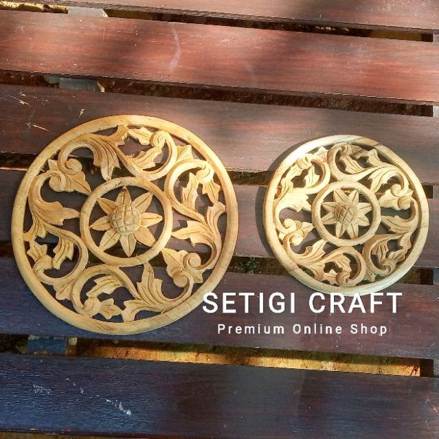 tempel berukir bulat kayu jati TB02