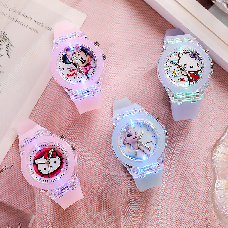 Jam Tangan Anak Laki-laki Perempuan Siswa Jam Tangan Analog Warna Glitter, Pikachu, Mickey Mouse, Hello Kitty Jam Tangan Doraemon Lampu LED  light night