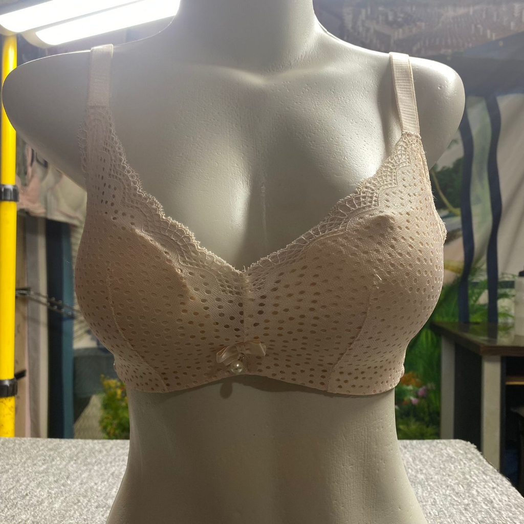 BRA / BH WANITA 8816 BUSA SEDANG TIDAK ADA KAWAT KAIN LEMBUT SIZE 32-38