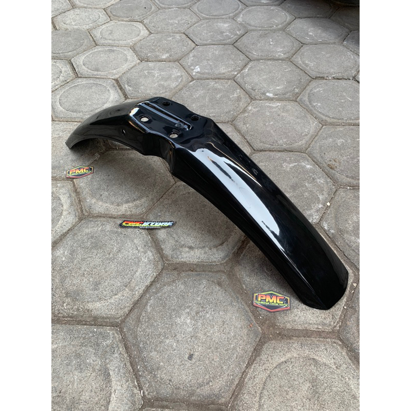 SPAKBOR SLEBOR DEPAN HONDA WIN 100 YT115 SEMI TRAIL HITAM