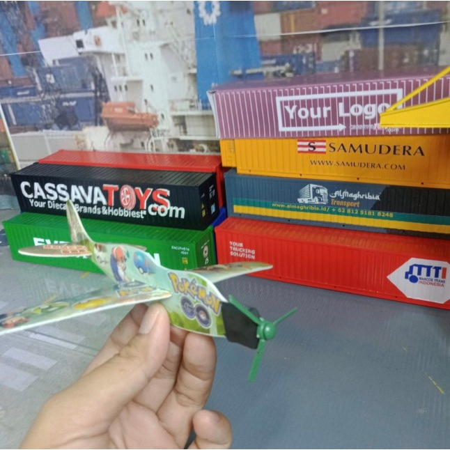 Mainan Jadul Pesawat Gabus Pokemon