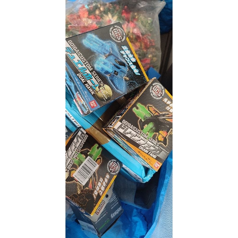 Weapon custom series Drain Fang dan Dual Hawk