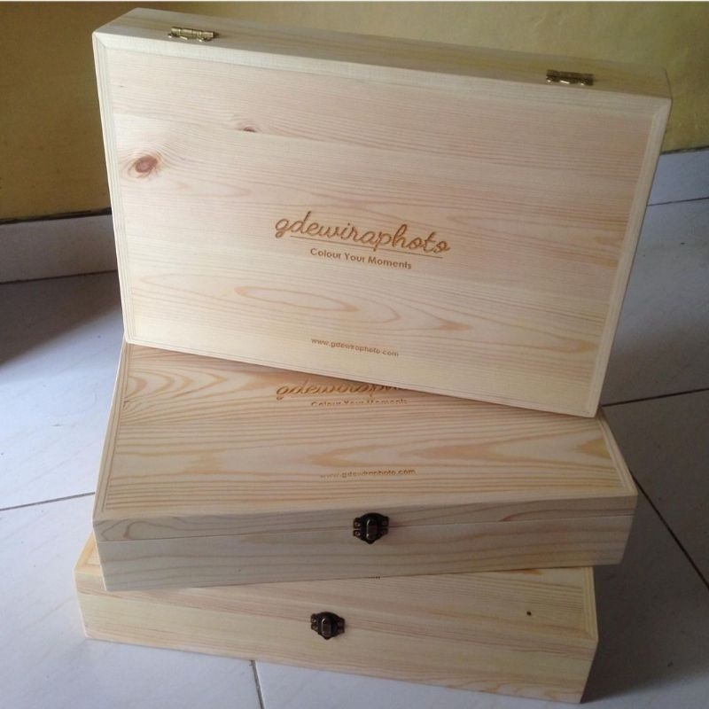 Box album foto 20x30 + slot flashdisk