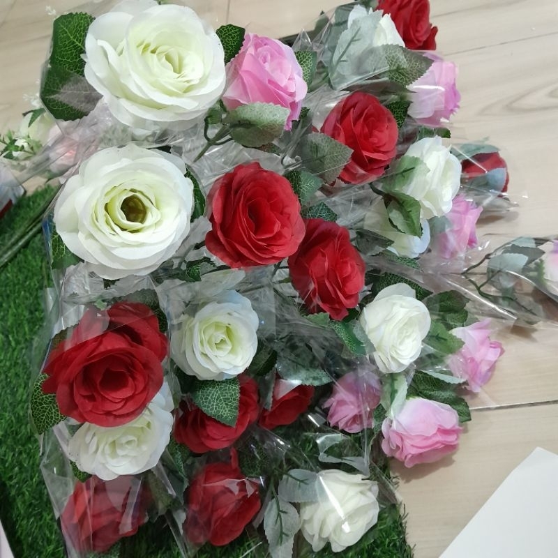 buket mawar bijian /mawar